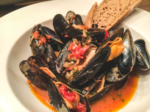 Muscheln in Tomatensauce