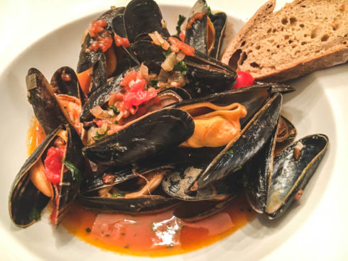 Muscheln in Tomatensauce