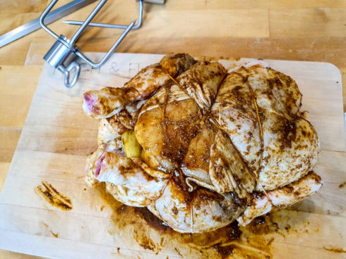 marokkanisches Grill-Hähnchen vom Drehspieß