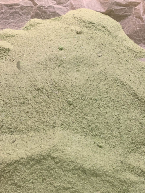 Geschenke aus der Küche: selbstgemachtes Kräutersalz