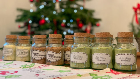 Geschenke aus der Küche: selbstgemachtes Kräutersalz