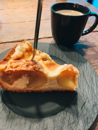 Apfel-Pudding-Kuchen